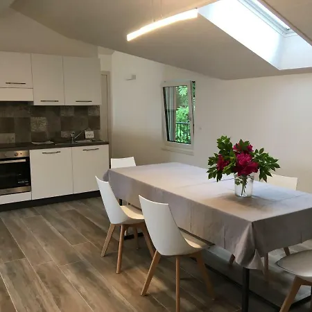 Casa Vacanze Como Brunate Exterior photo