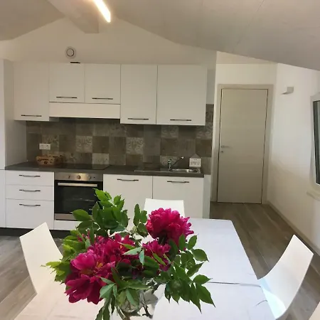 Casa Vacanze Como Brunate Exterior photo